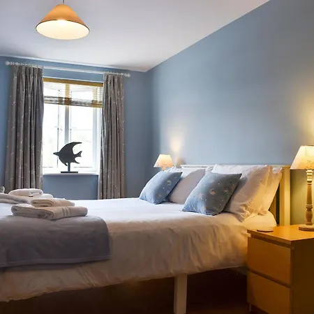 Holiday home Aboard Whitby